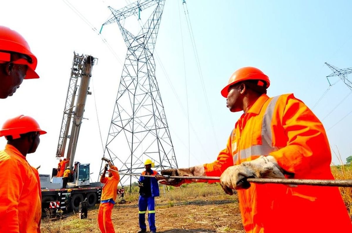 Manaus terá interrupções de energia neste sábado; veja locais