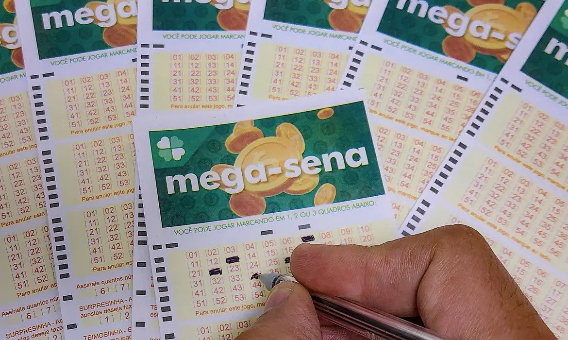 Mega-Sena acumula prêmio de R$ 36 milhões