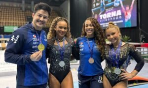 Flávia Saraiva conquista ouro e prata na Copa do Mundo