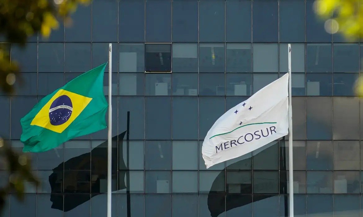 Brasil conclui acordo comercial com Suíça e mais 3 países